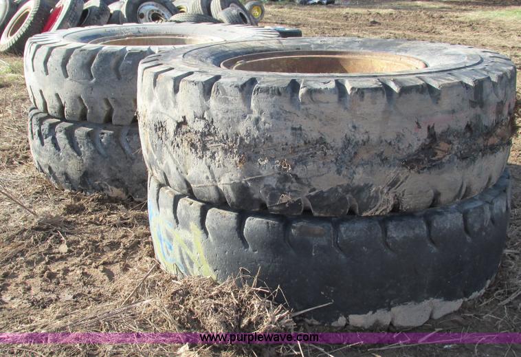 image for item BG9220 (4) 18.00-33 tires and wheels