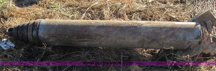 image for item BG9222 End dump cylinder