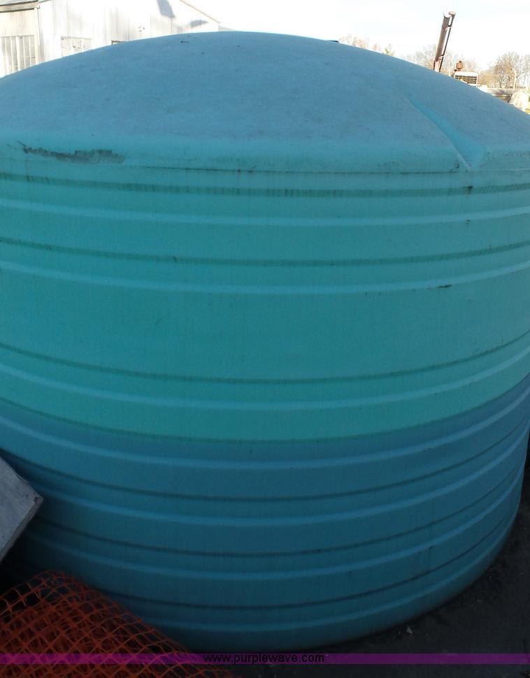 image for item BL9260 Assorted tanks