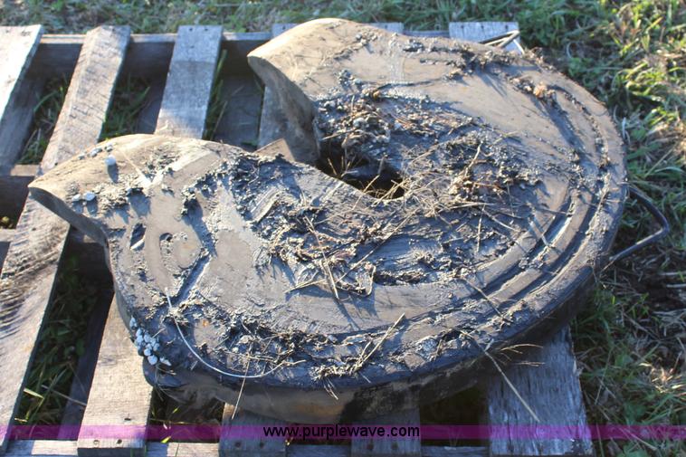 image for item BL9320 (2) fifth wheel plates