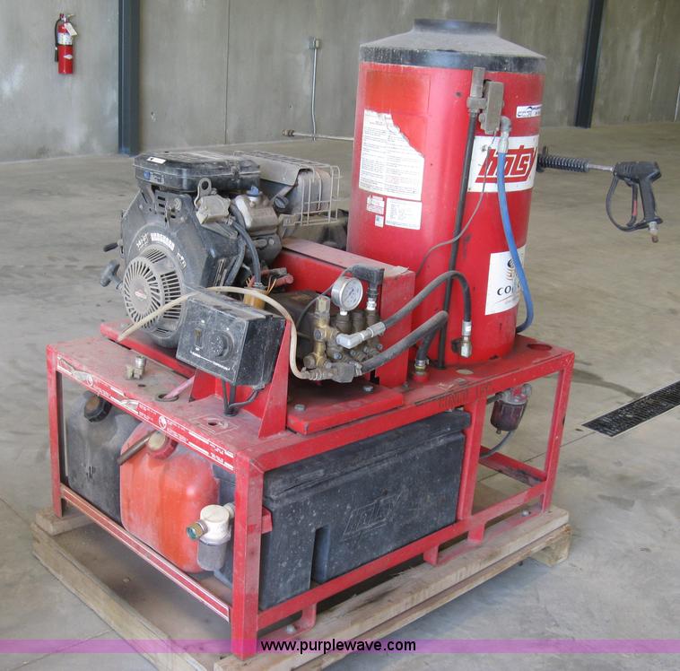 image for item BP9650 Hotsy 1260 hot pressure washer