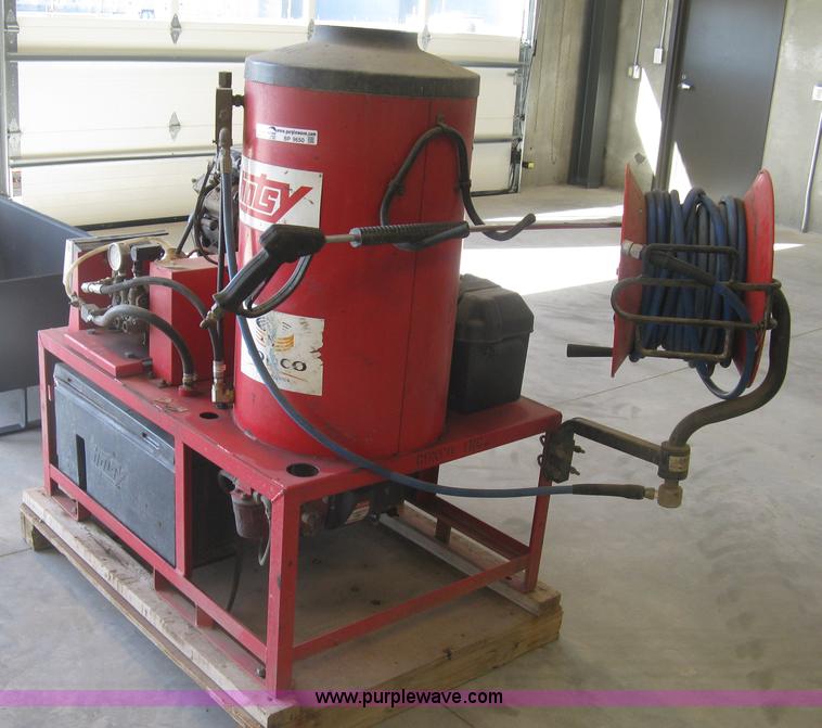 image for item BP9650 Hotsy 1260 hot pressure washer