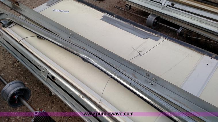 image for item BR9396 Overhead door