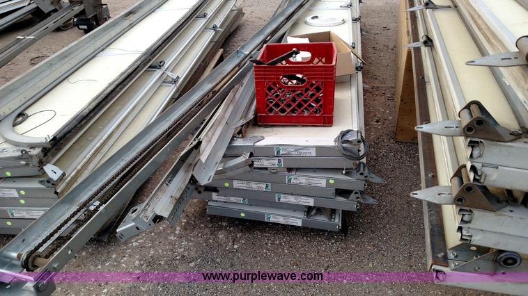 image for item BR9397 Overhead door