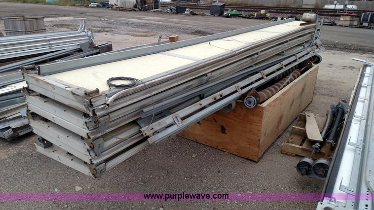 image for item BR9398 Overhead door