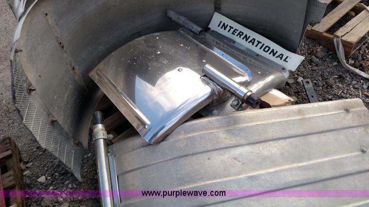 image for item BR9402 Assorted truck parts