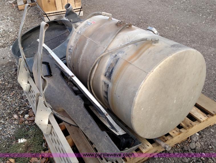 image for item BR9402 Assorted truck parts