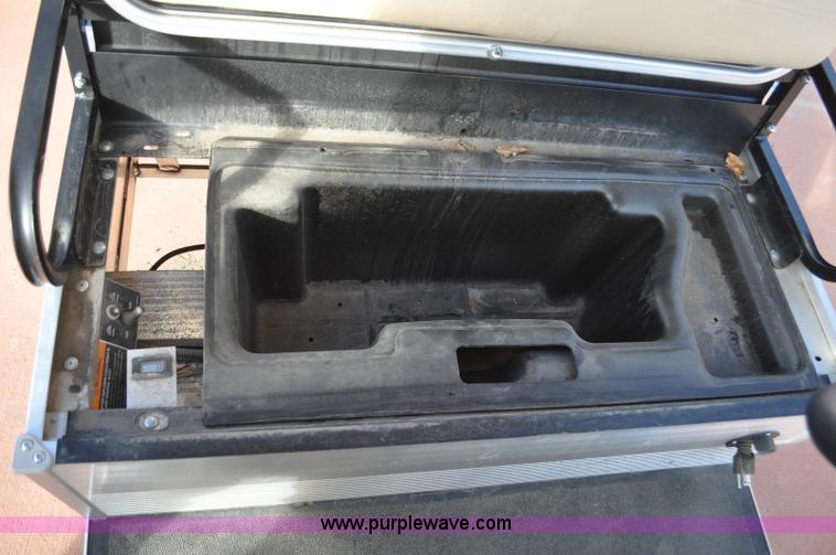 image for item G7025 2012 Club Car golf cart