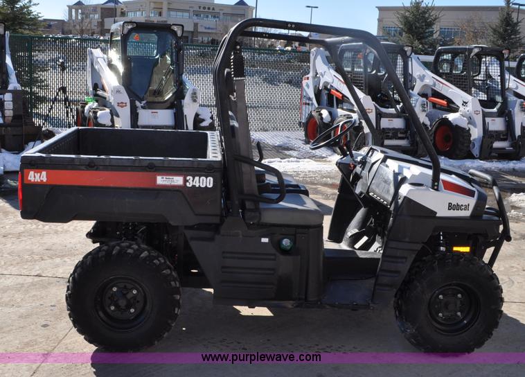 image for item G7060 2011 Bobcat 3400 utility vehicle