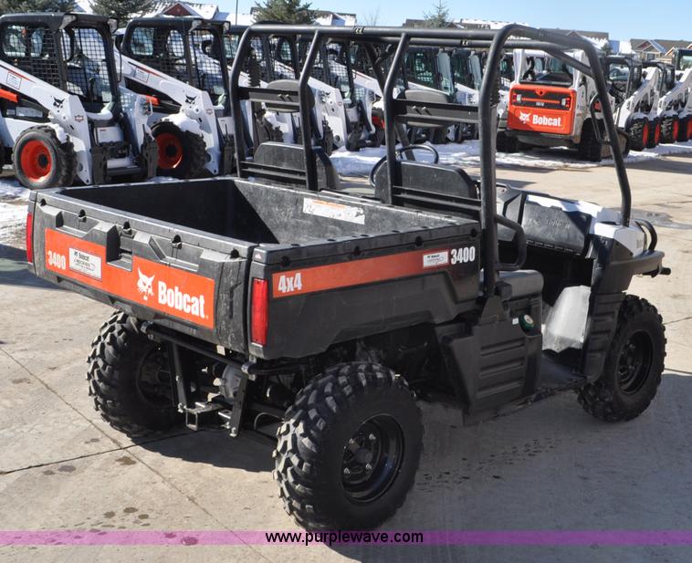 image for item G7060 2011 Bobcat 3400 utility vehicle