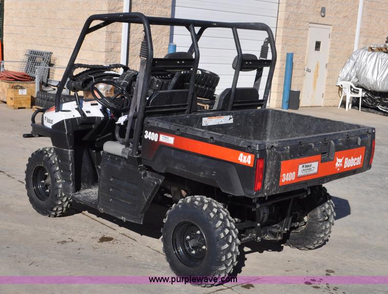 image for item G7060 2011 Bobcat 3400 utility vehicle