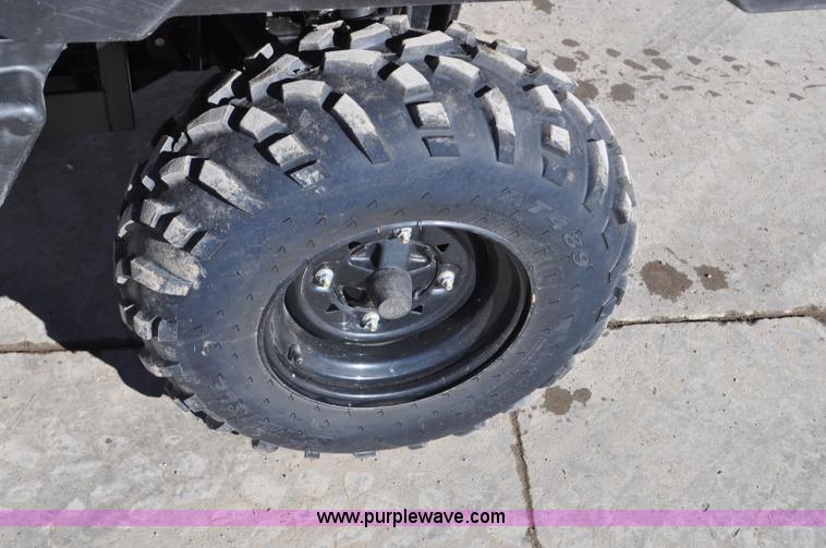 image for item G7060 2011 Bobcat 3400 utility vehicle