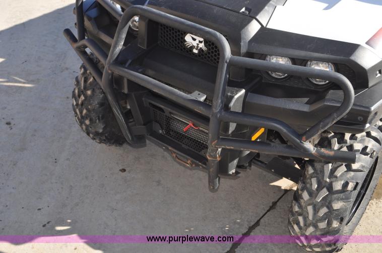 image for item G7060 2011 Bobcat 3400 utility vehicle