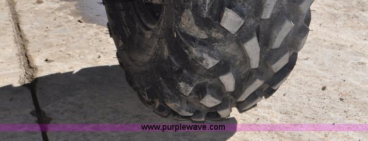 image for item G7060 2011 Bobcat 3400 utility vehicle