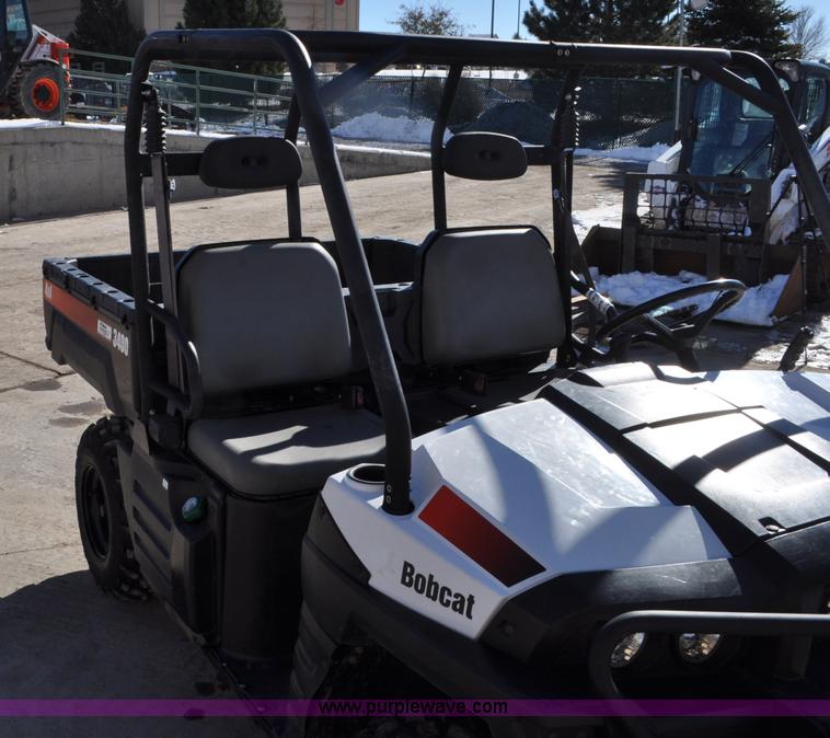 image for item G7060 2011 Bobcat 3400 utility vehicle