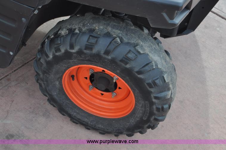 image for item G7076 2011 Bobcat 3200 utility vehicle