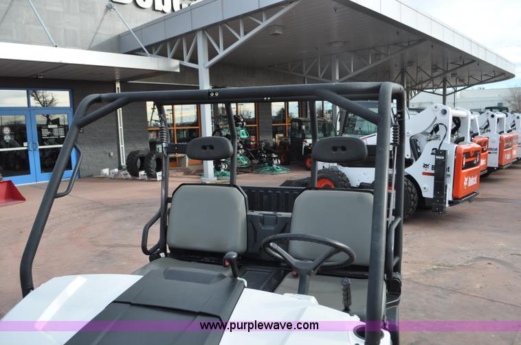 image for item G7076 2011 Bobcat 3200 utility vehicle