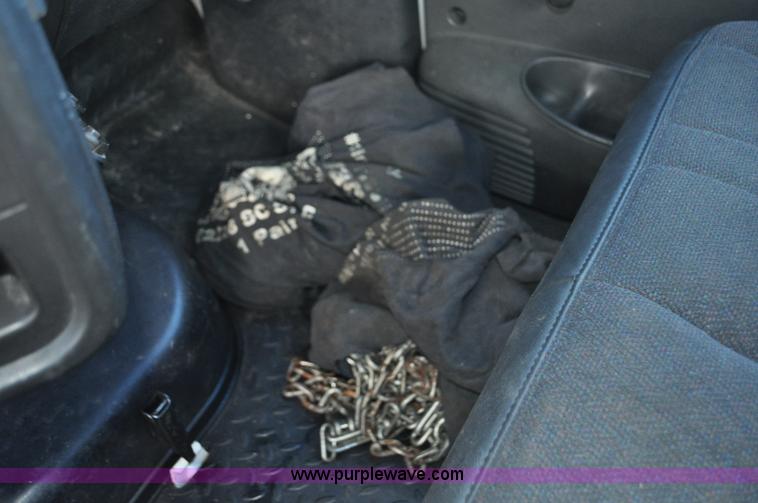 image for item G7079 2008 GMC C5500 flatbed truck