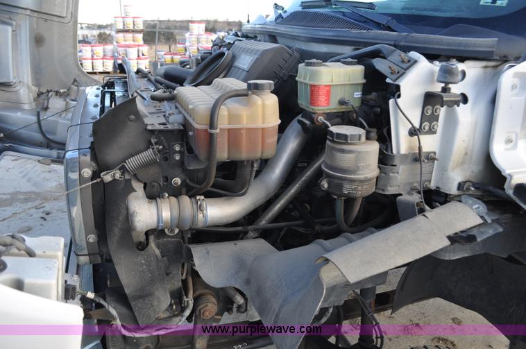 image for item G7079 2008 GMC C5500 flatbed truck