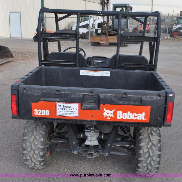 image for item G7085 2011 Bobcat 3200 utility vehicle