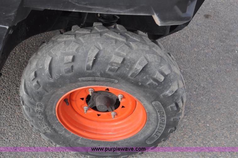 image for item G7085 2011 Bobcat 3200 utility vehicle