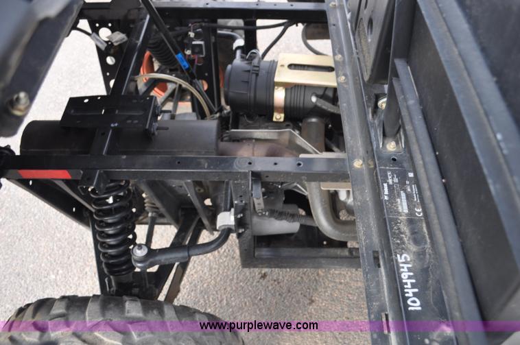 image for item G7085 2011 Bobcat 3200 utility vehicle