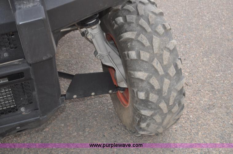 image for item G7085 2011 Bobcat 3200 utility vehicle