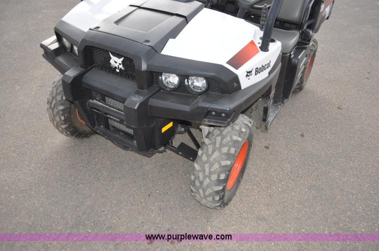 image for item G7085 2011 Bobcat 3200 utility vehicle