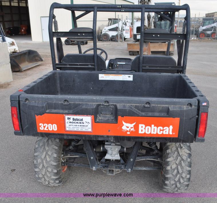 image for item G7085 2011 Bobcat 3200 utility vehicle
