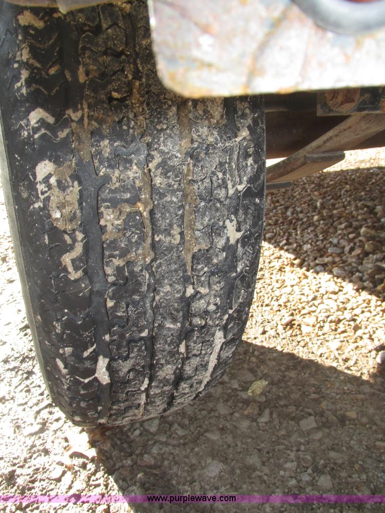 image for item H1006 2014 H&H utility trailer