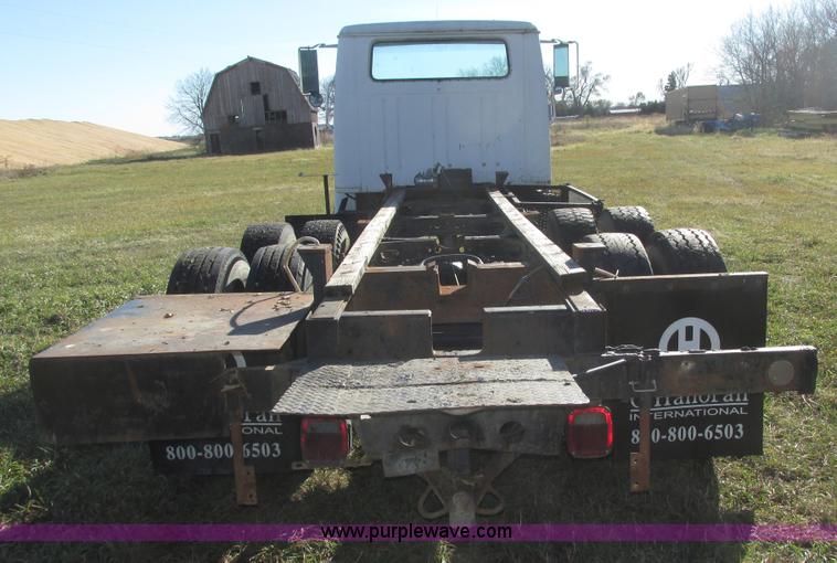 image for item H1018 1984 International 1954 cab and chassis