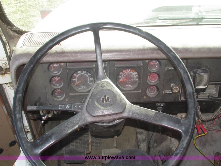 image for item H1018 1984 International 1954 cab and chassis