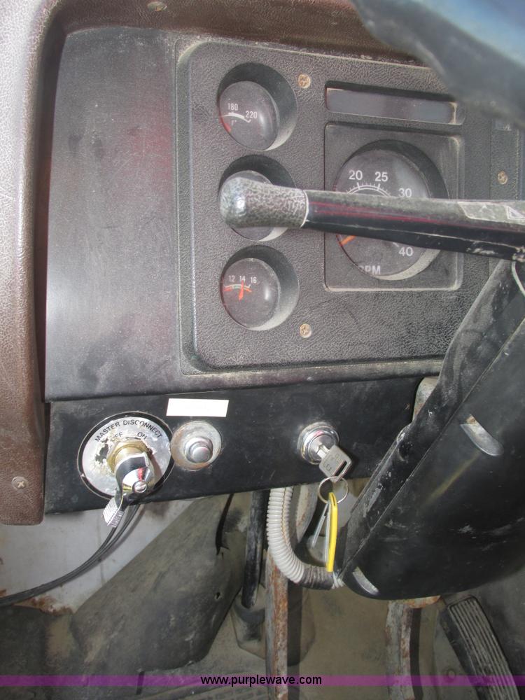 image for item H1018 1984 International 1954 cab and chassis