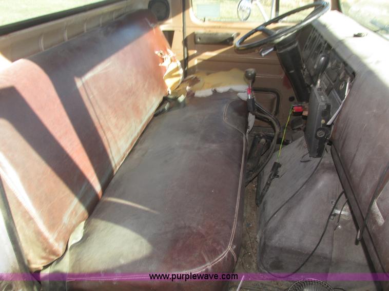 image for item H1018 1984 International 1954 cab and chassis