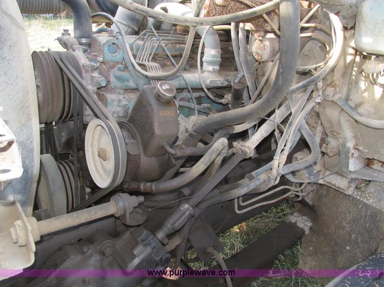 image for item H1018 1984 International 1954 cab and chassis