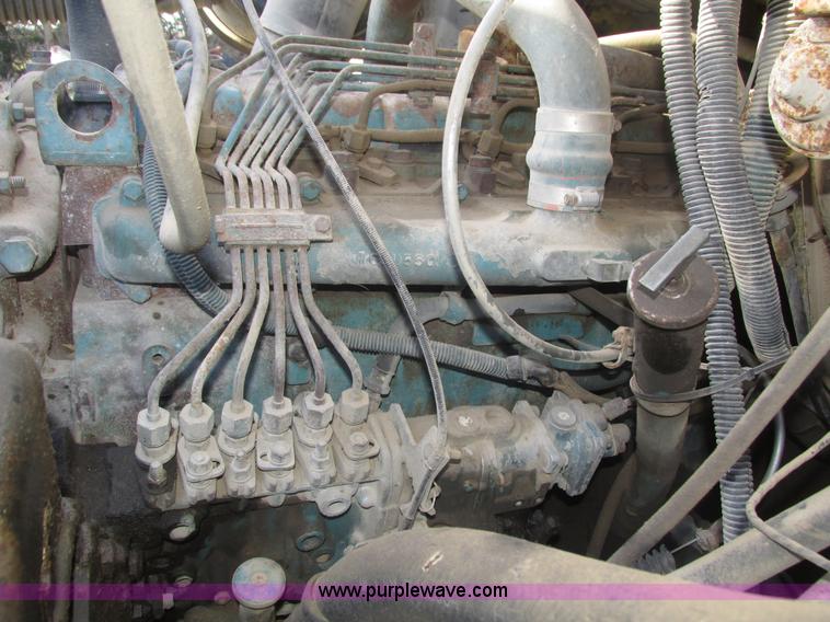 image for item H1018 1984 International 1954 cab and chassis