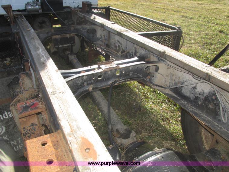 image for item H1018 1984 International 1954 cab and chassis