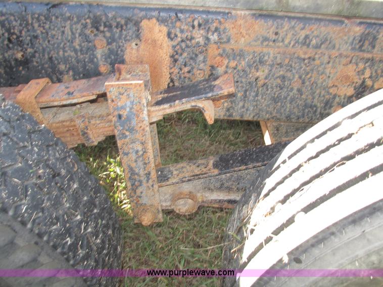 image for item H1018 1984 International 1954 cab and chassis