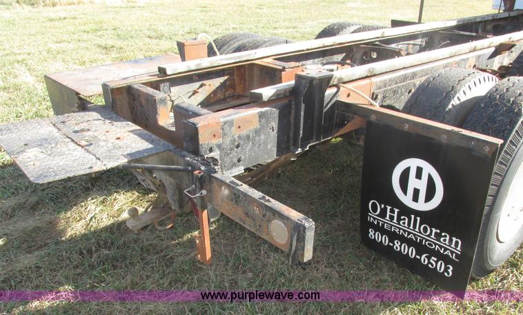 image for item H1018 1984 International 1954 cab and chassis