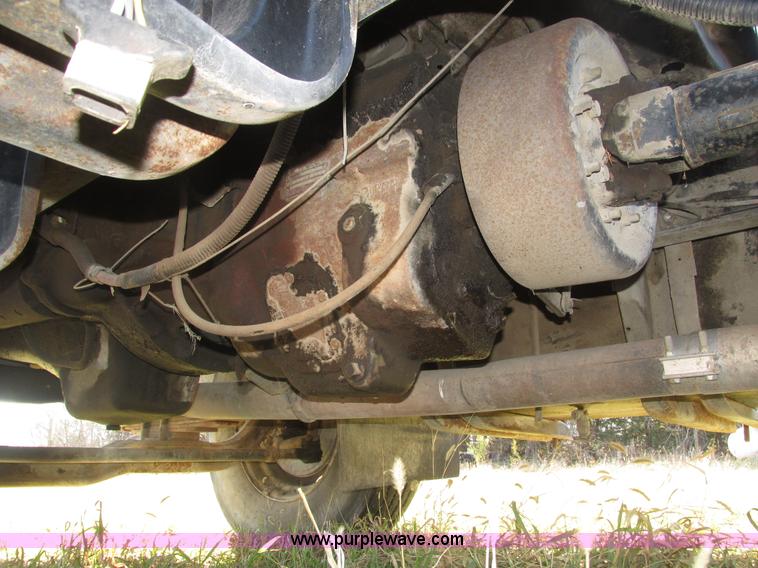 image for item H1018 1984 International 1954 cab and chassis