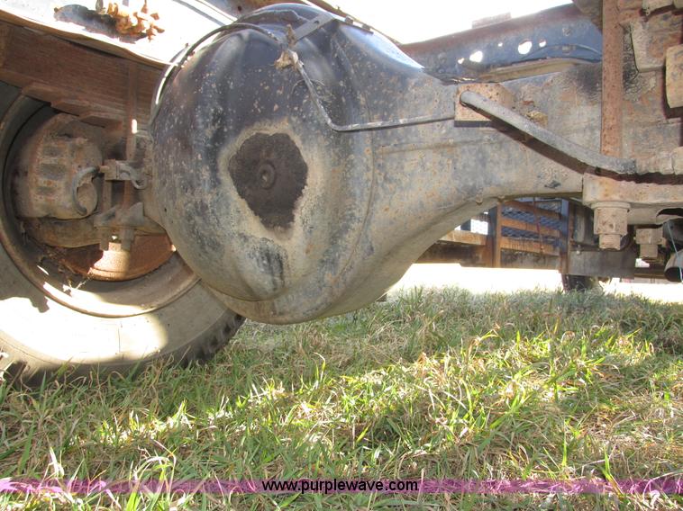 image for item H1018 1984 International 1954 cab and chassis