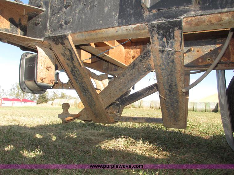 image for item H1018 1984 International 1954 cab and chassis