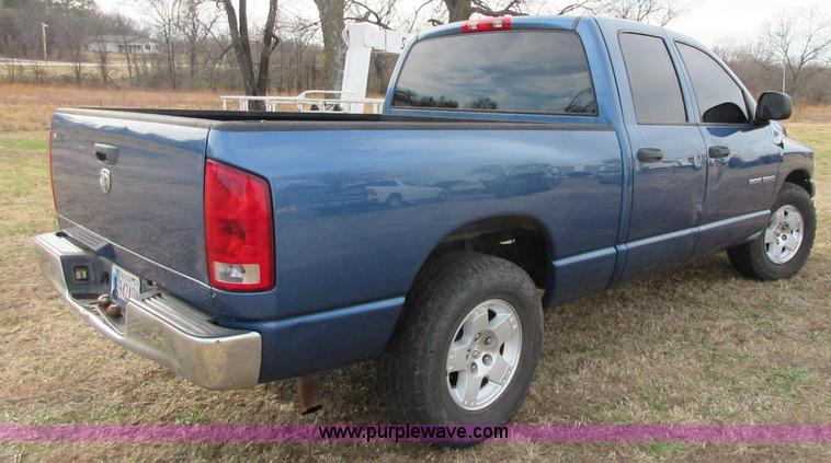 image for item I1826 2005 Dodge Ram 1500 Quad Cab pickup truck