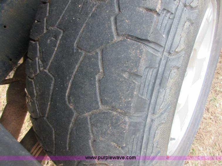 image for item I1826 2005 Dodge Ram 1500 Quad Cab pickup truck