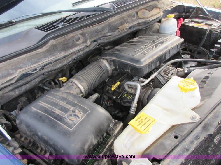 image for item I1826 2005 Dodge Ram 1500 Quad Cab pickup truck