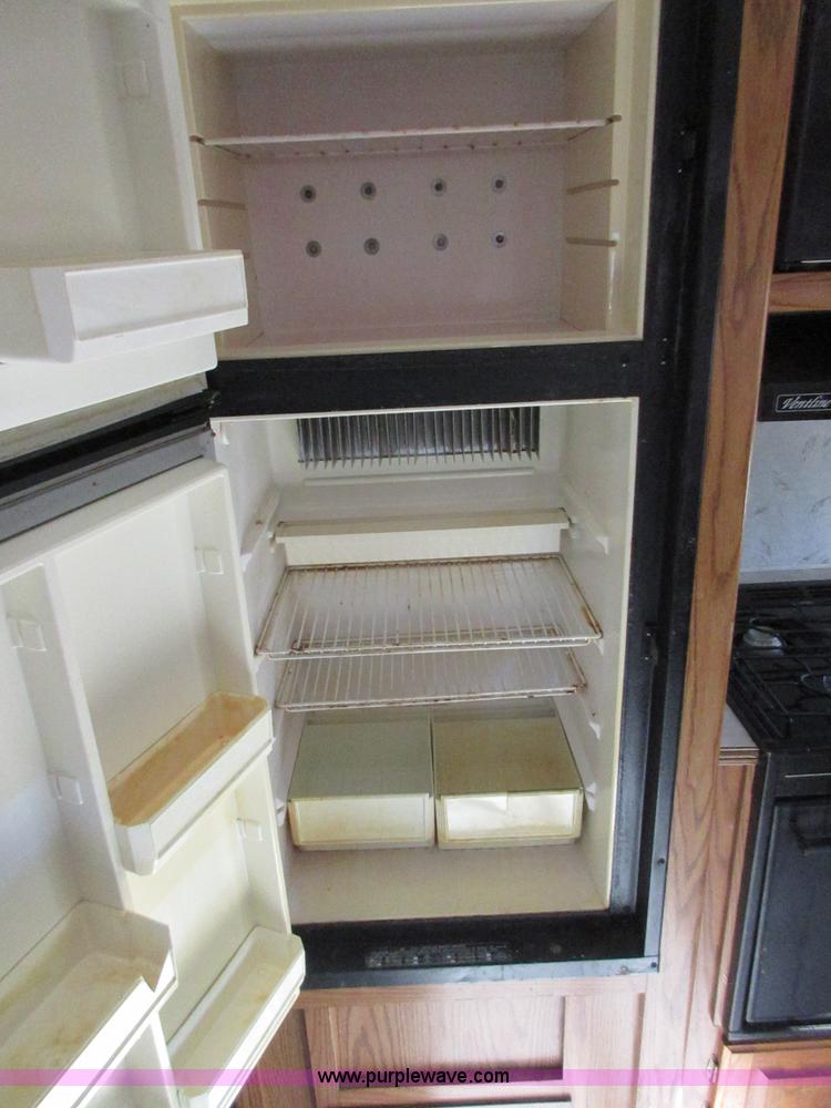 image for item I1829 1995 Jayco 263RK Eagle Series travel trailer