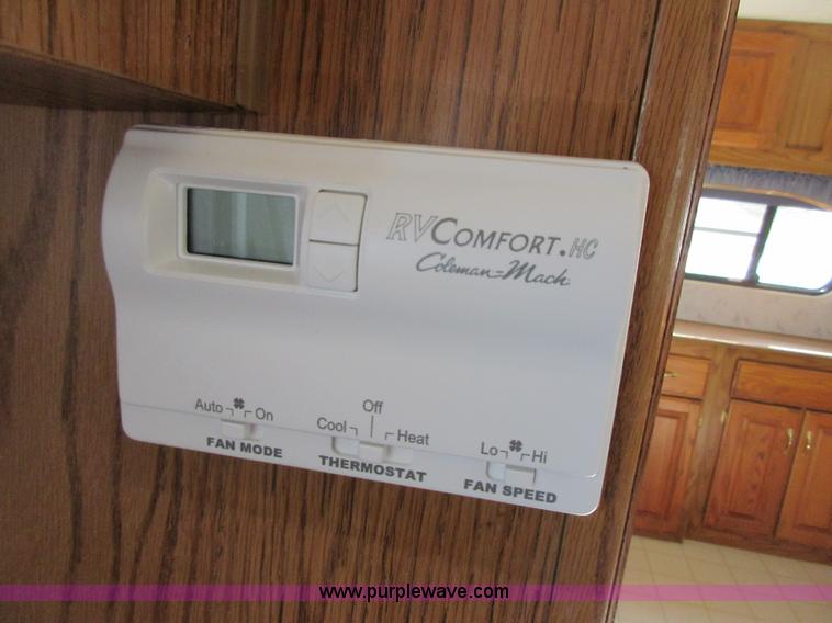 image for item I1829 1995 Jayco 263RK Eagle Series travel trailer