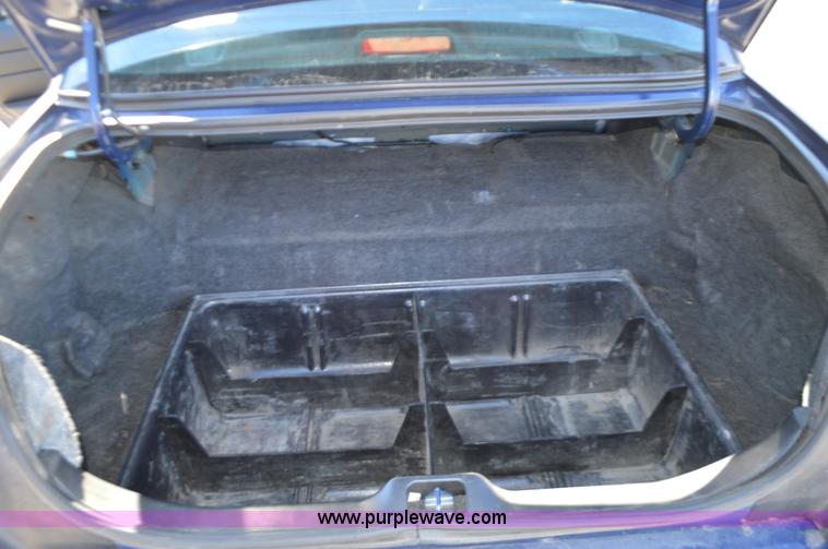 image for item I2756 2011 Ford Crown Victoria Police Interceptor