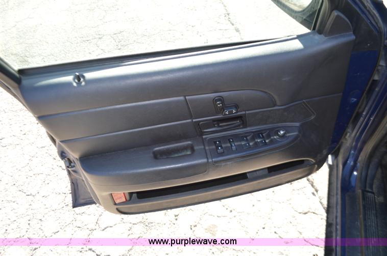 image for item I2756 2011 Ford Crown Victoria Police Interceptor