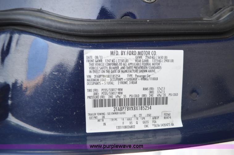 image for item I2756 2011 Ford Crown Victoria Police Interceptor